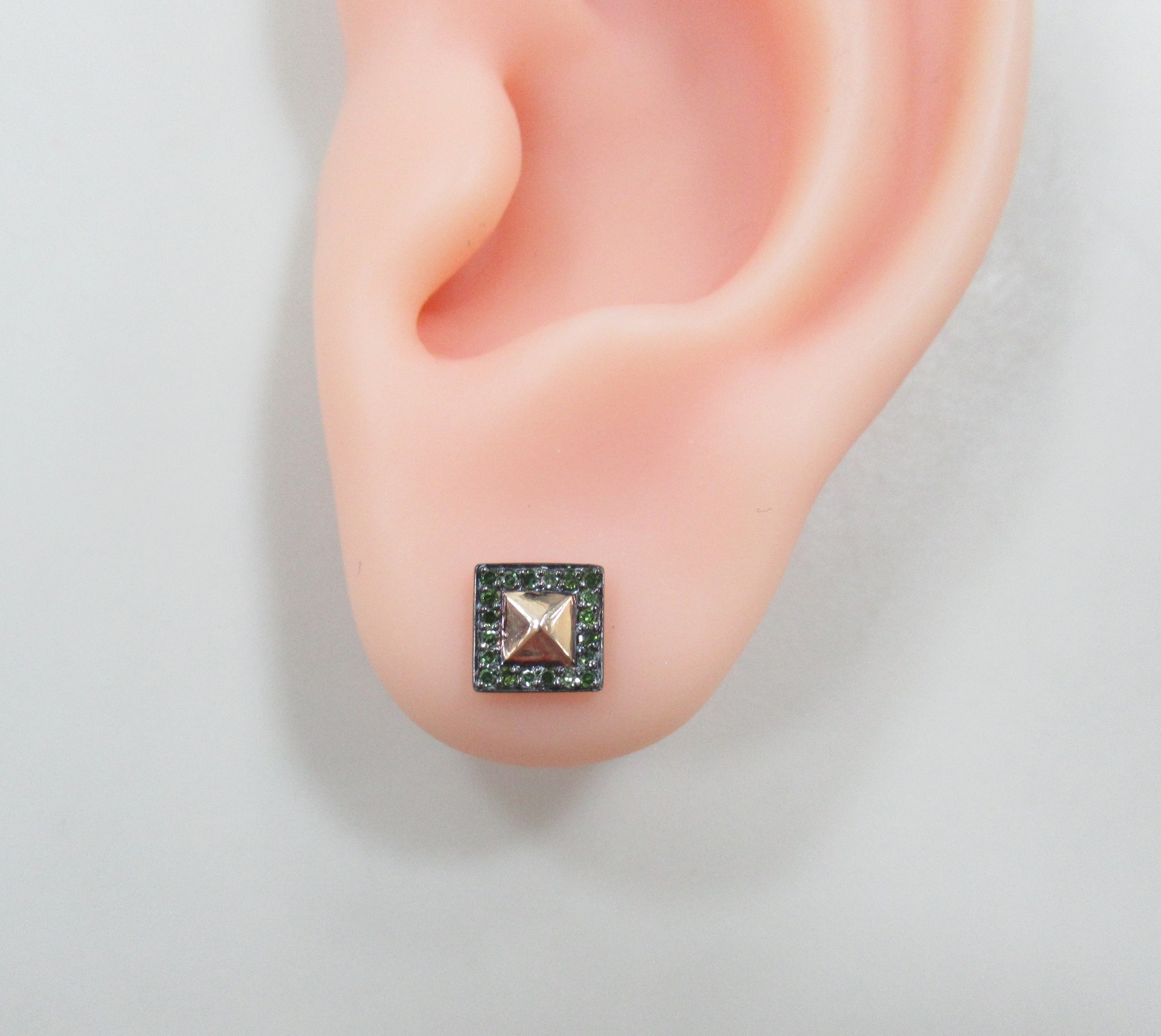 10511-001167 Серьги (Au 585)